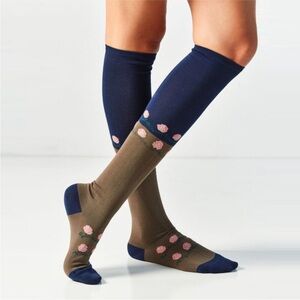 🦋 3/$15 URBAN OUTFITTERS color-block floral knee high socks